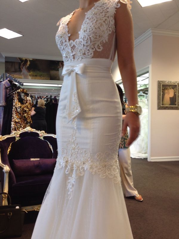 Beautiful Berta Bridal Pre Owned Wedding Gown